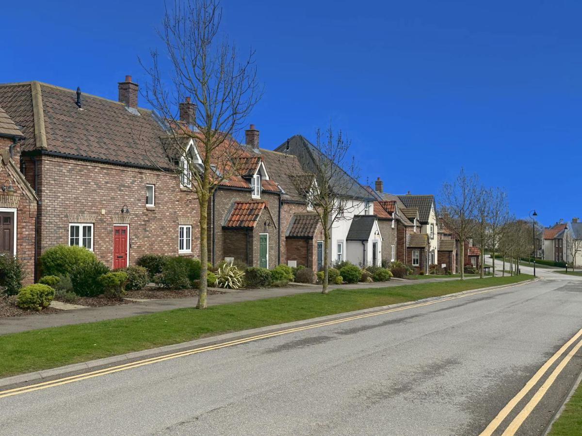 New England Cottage Filey Bagian luar foto